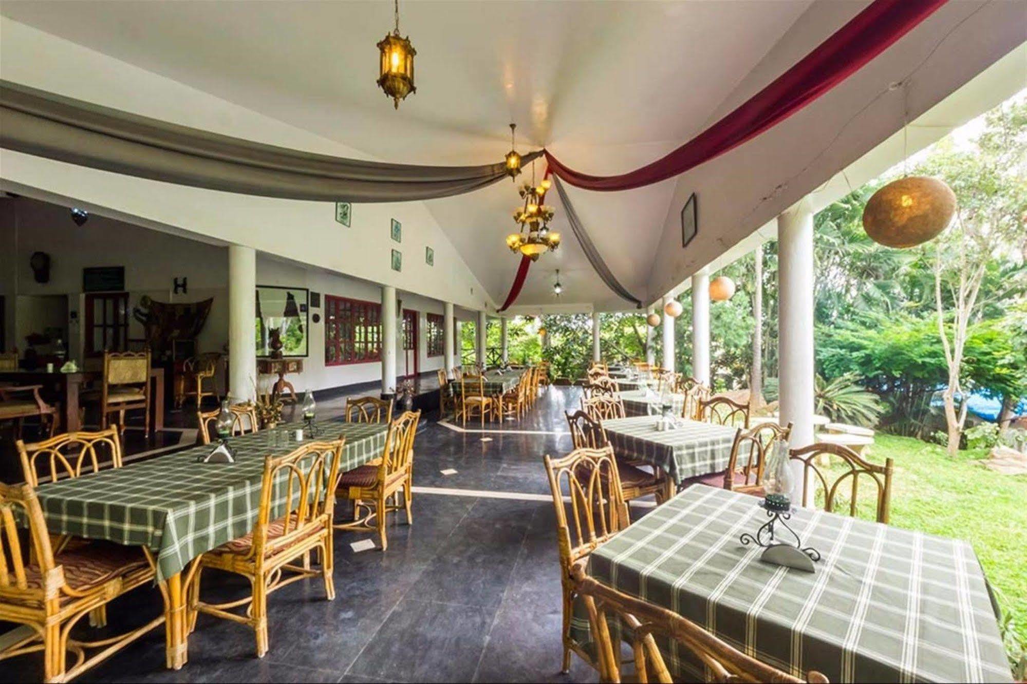 Eagle Ridge Resort Bangalore Luaran gambar